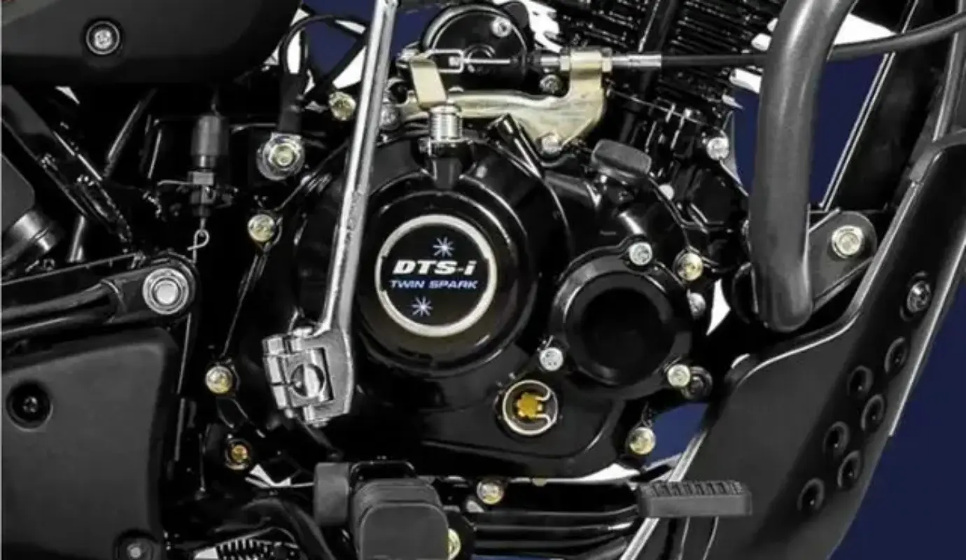Bajaj CT 125 X