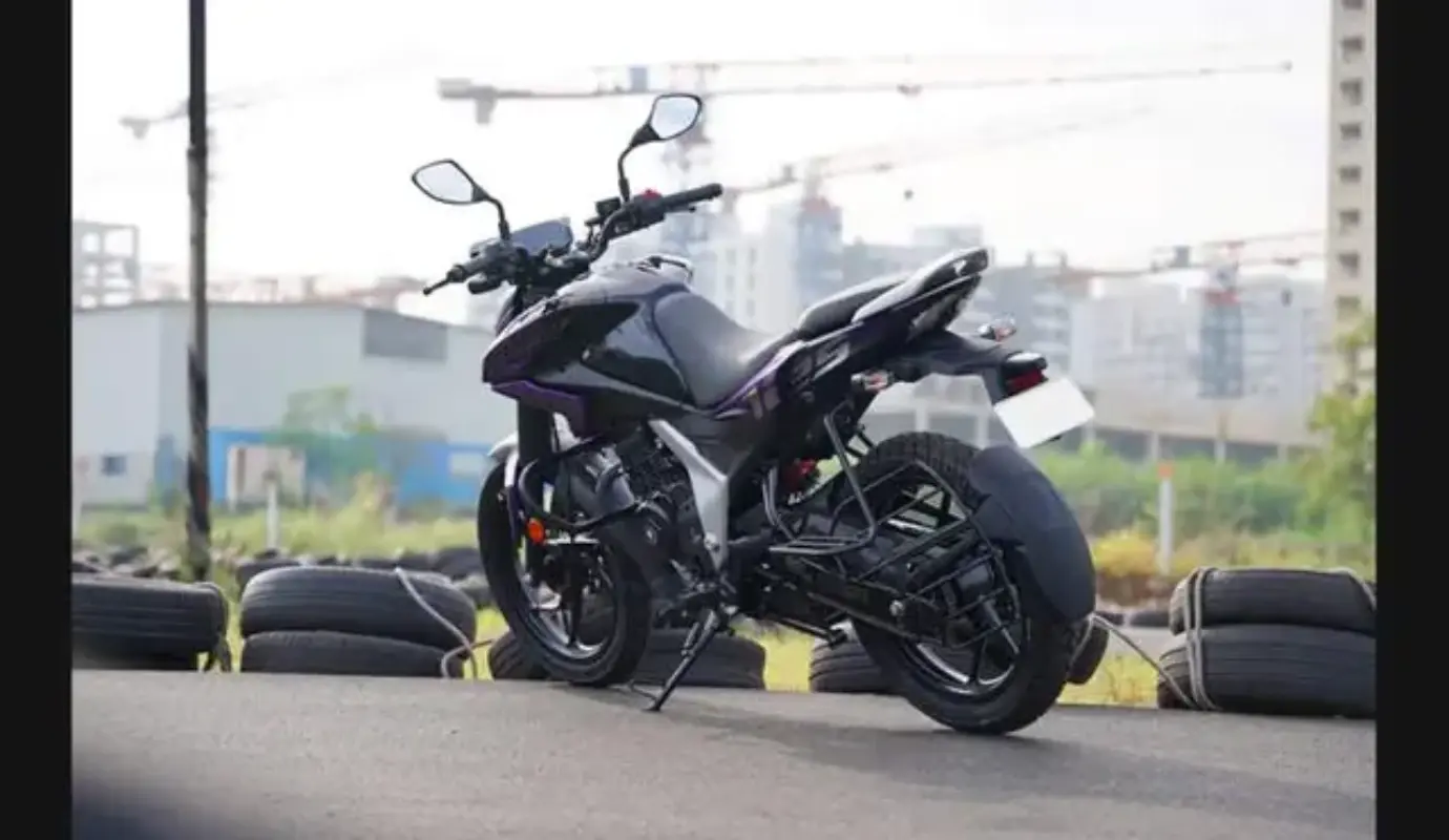 Bajaj Pulsar N125