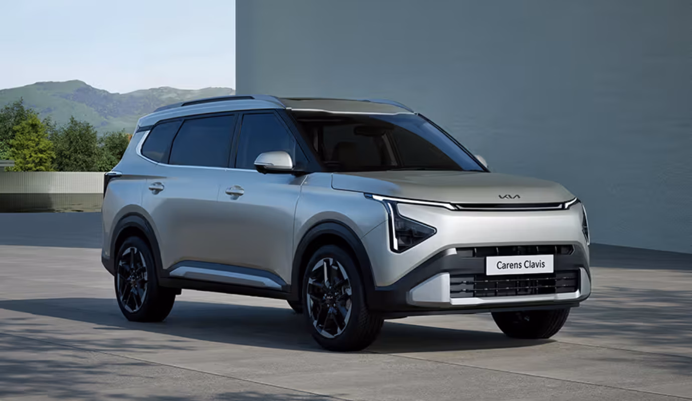 KIA Carens Clavis