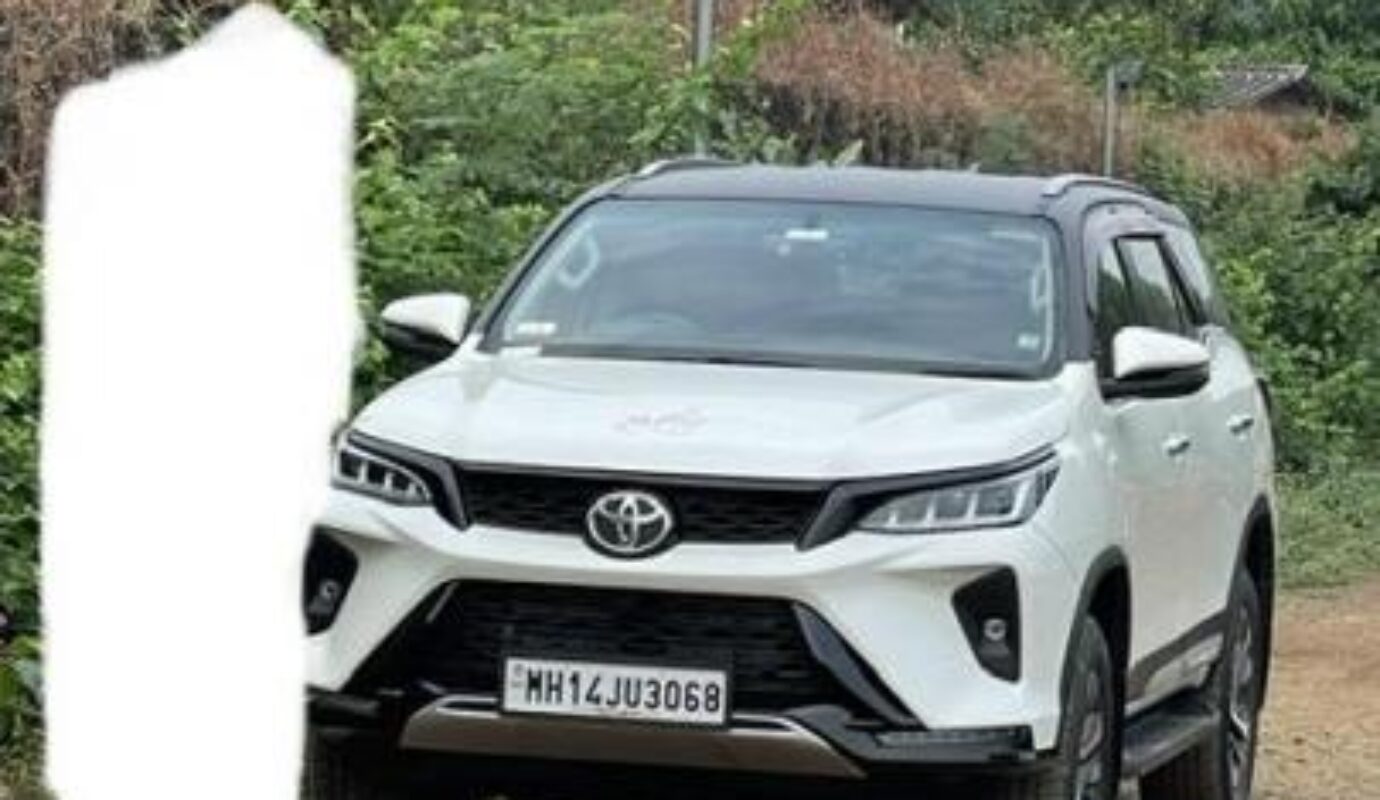 Toyota Fortuner Legender