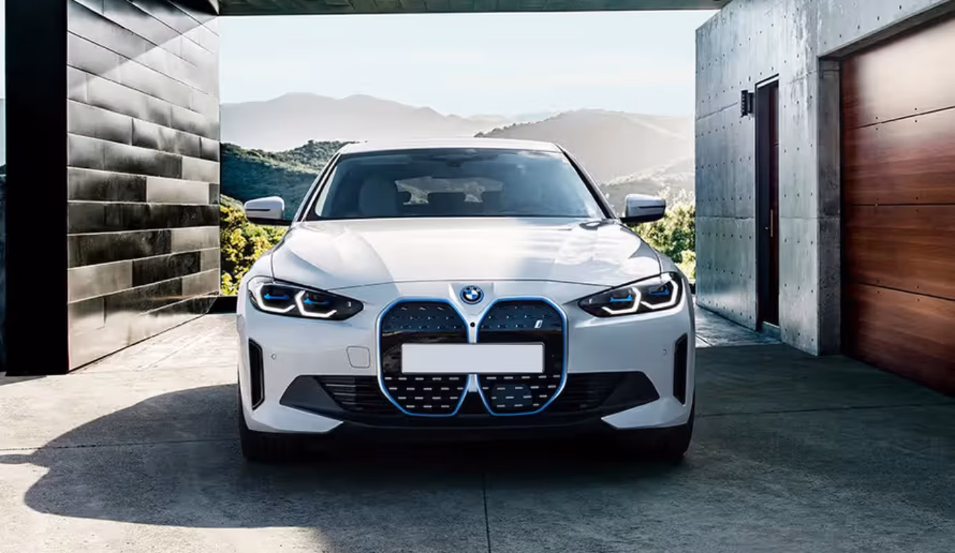 BMW i4