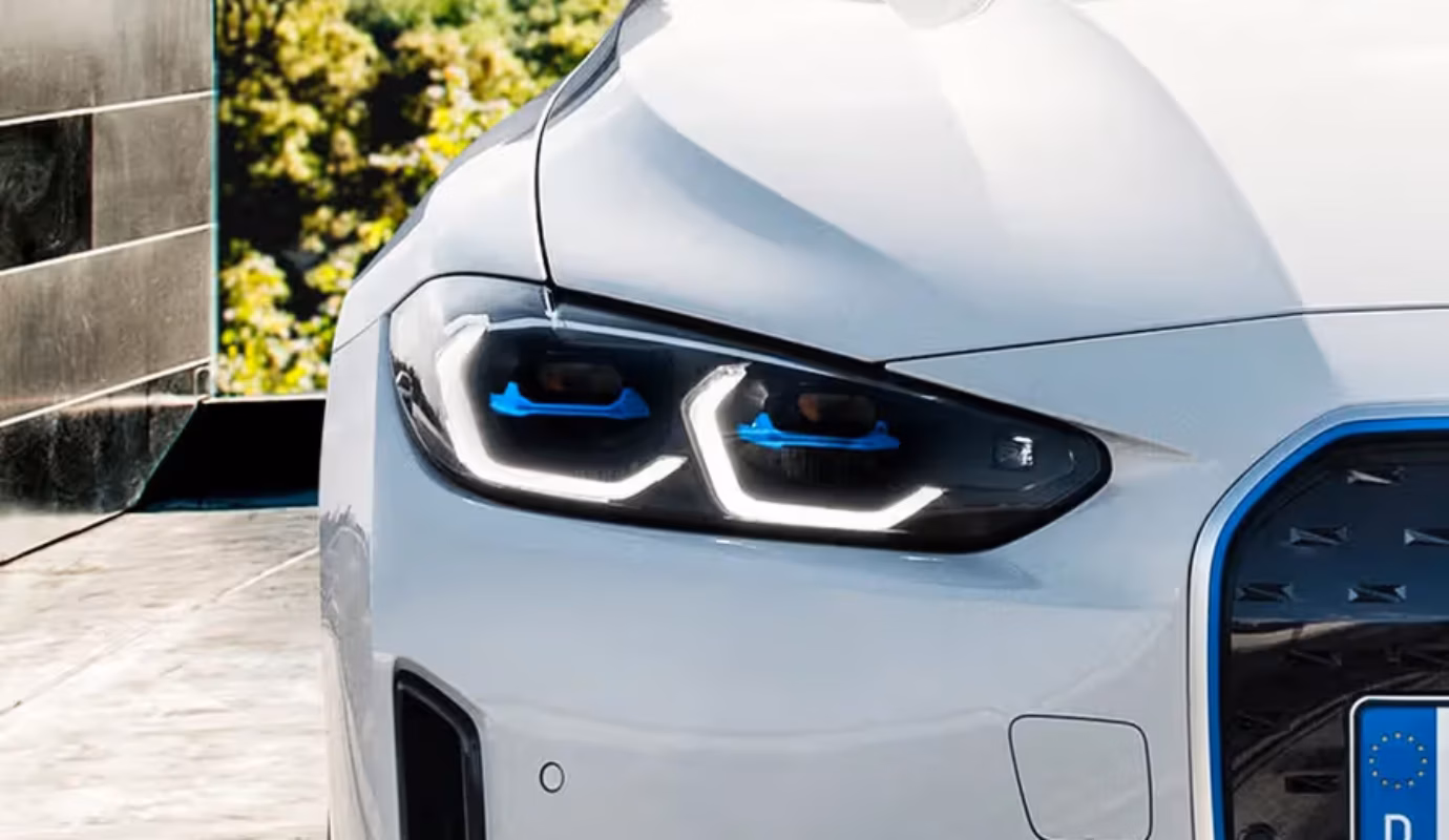 BMW i4