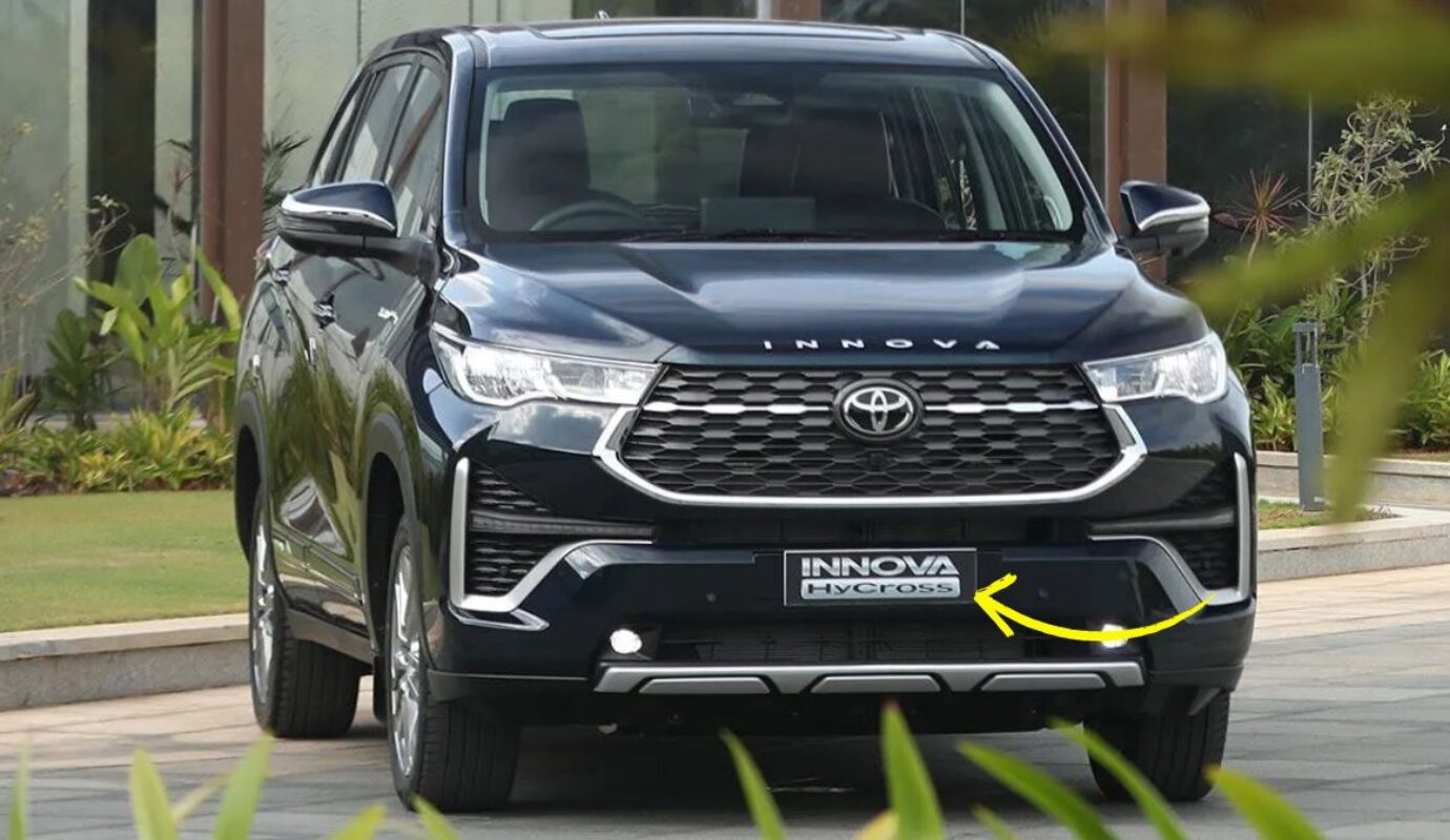 Toyota Innova Hycross