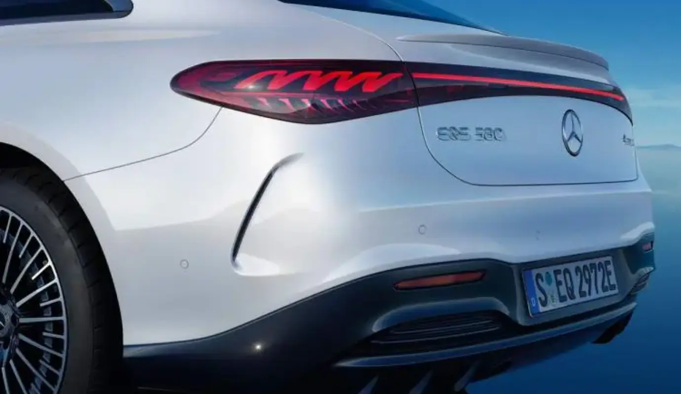 Mercedes-Benz EQS