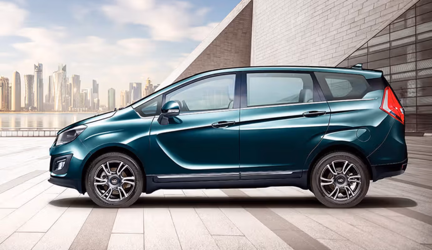 Mahindra Marazzo