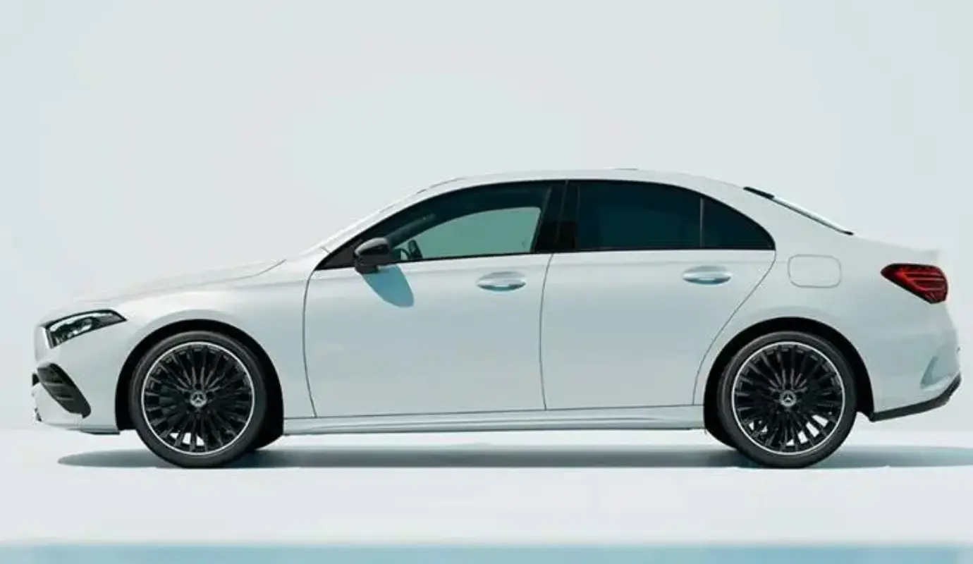 Mercedes-Benz A-Class Limousine