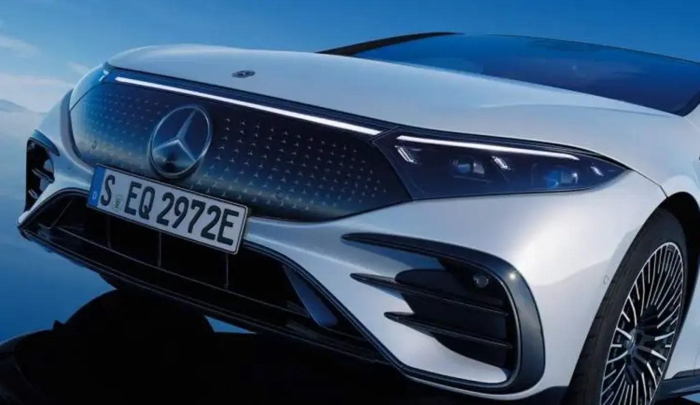 Mercedes-Benz EQS
