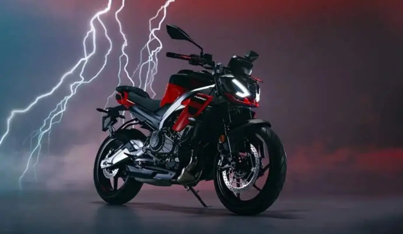 Aprilia Tuono 457