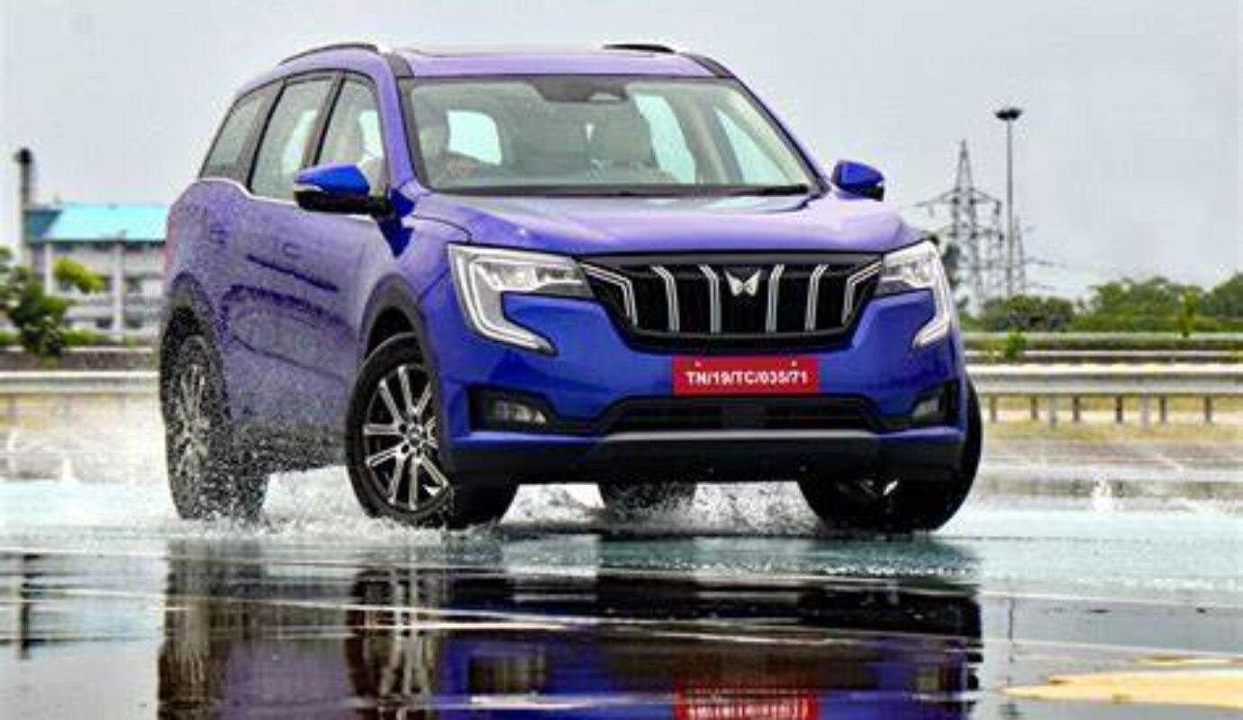 Mahindra XUV 700