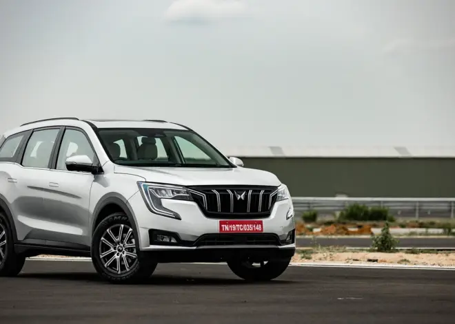Mahindra XUV 700